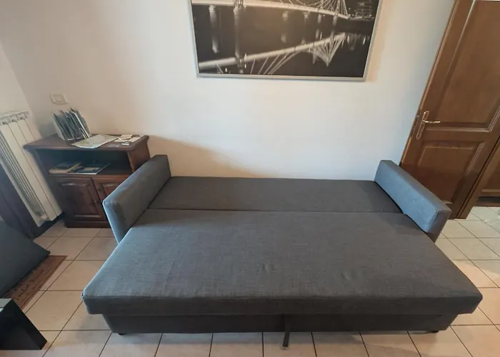 Isabel House * バヴェーノ