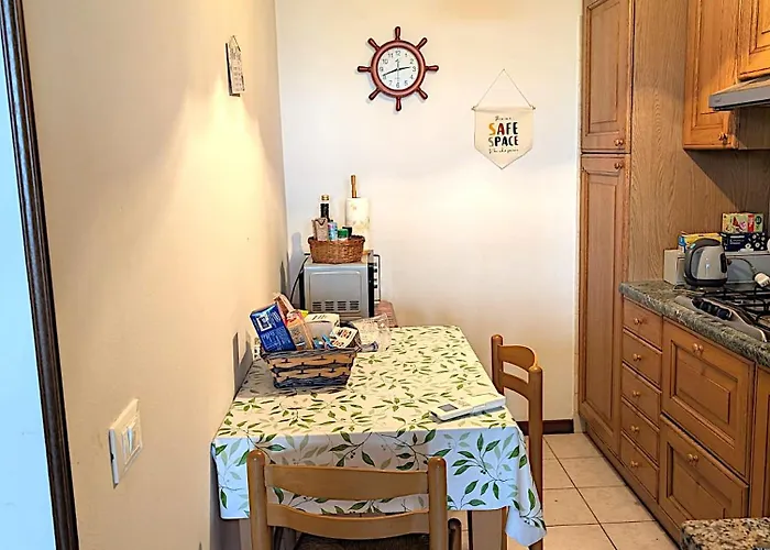 Isabel House * באוונו
